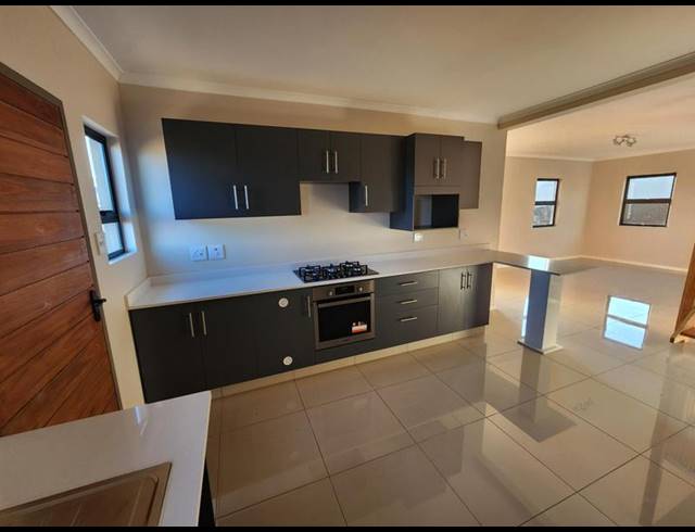 4 BEDROOM HOUSE FOR SALE IN BISHOPSTOWE